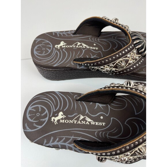 Montana West Women Sz 8 Platform Flip Flops Brown Silver Concho Studs Western - Picture 11 of 12